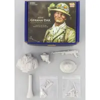 Figure - Garage Kit - Nutsplanet(ナッツプラネット) (German DAK with Cameleon ガレージキット)