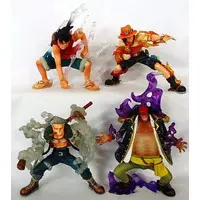 Figure - Prize Figure - One Piece / Smoker & Marshall D. Teach & Ace & Luffy