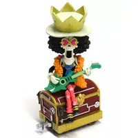 World Collectable Figure - One Piece / Thousand Sunny & Brook