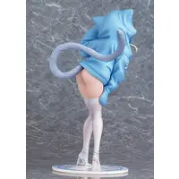 virtual illustrator Kanzarin kanzarin-chan: Cat-Eared Hoodie Ver. 1/6 Complete Figure