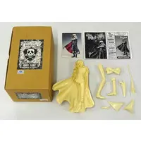 Figure - Garage Kit - Resin Cast Assembly Kit - Captain Harlock
