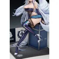 Azur Lane Shinano Moonlit Chrome Ver. 1/7 Complete Figure