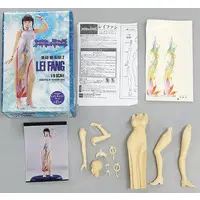 Figure - Garage Kit - Resin Cast Assembly Kit - Dead or Alive / Leifang