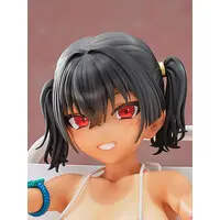 Kanna Sasaki Golden Bikini ver. 1/5 Complete Figure
