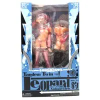 Figure - TANDEM TWIN Animal Girls