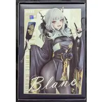 Figure - NIKKE / Blanc