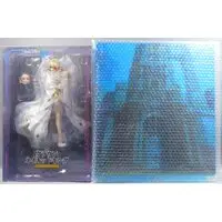 Figure - With Bonus - NIKKE / Crown