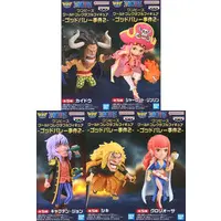 World Collectable Figure - One Piece / Kaidou & Big Mom (Charlotte Linlin) & Gloriosa