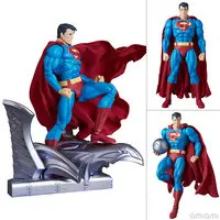 Figure - Superman