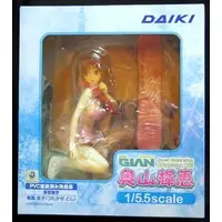 Figure - Okuyama Kie