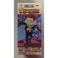 World Collectable Figure - One Piece / Charlotte Katakuri