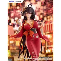 Azur Lane Taihou Yukata ver. 1/7 Complete Figure