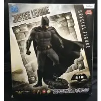 Prize Figure - DC Comics
