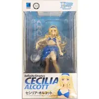 Beach Queens - Infinite Stratos / Cecilia Alcott