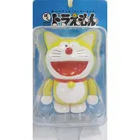 KUBRICK - Doraemon