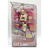 Figure - 009-1 / Mylene Hoffman