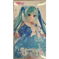 Trio-Try-iT - VOCALOID / Hatsune Miku