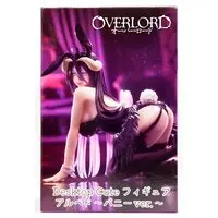 Desktop Cute - Overlord / Albedo - Bunny Costume