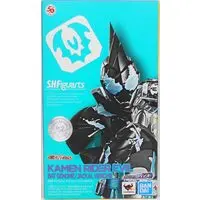 S.H.Figuarts - Kamen Rider Revice