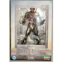 Figure - DC Comics