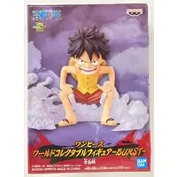World Collectable Figure - One Piece / Monkey D. Luffy