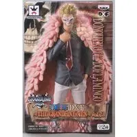 Prize Figure - One Piece / Donquixote Doflamingo
