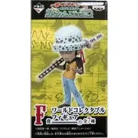 Ichiban Kuji - World Collectable Figure - One Piece / Trafalgar Law