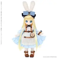 Sofubi Figure - momi